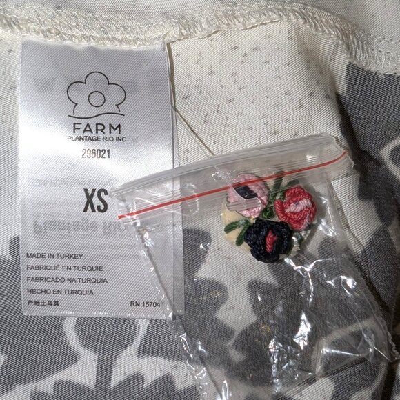 NWOT Farm Rio | Flower Tapestry Blouse in Cream & Black | Size XS - Picture 9 of 14